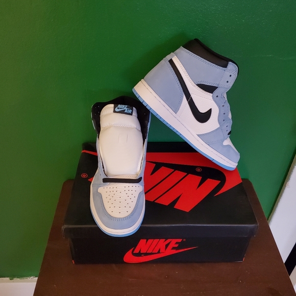 Shoe - Picture 6 of 6